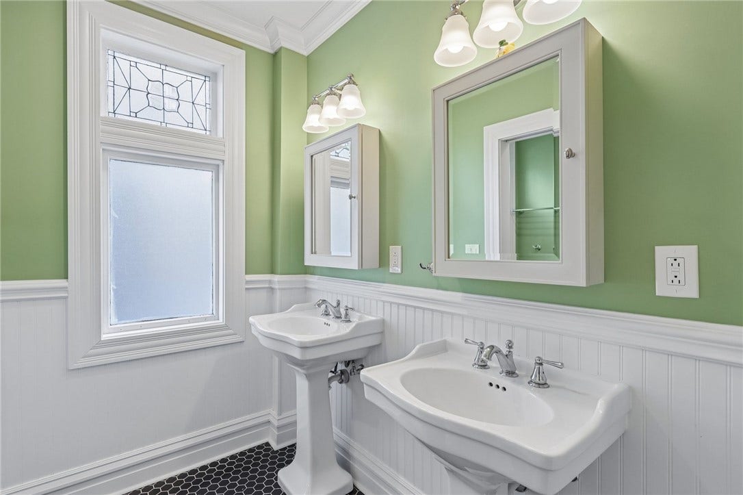 884 Thorn Street, Sewickley, PA 15143