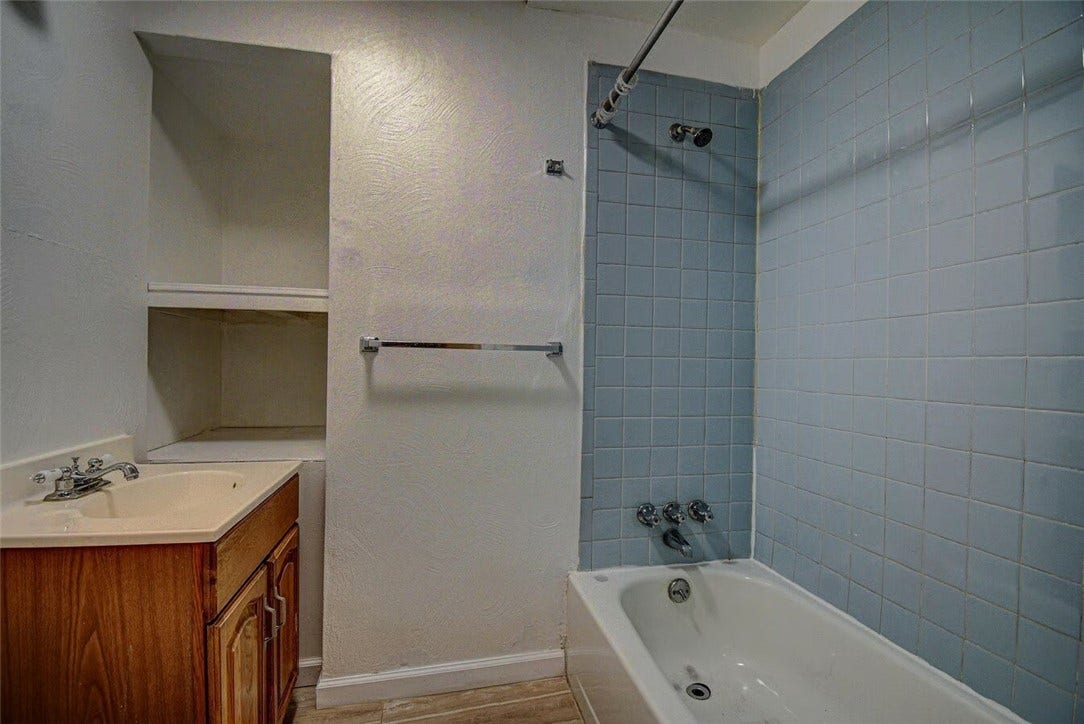4919 Penn Avenue, Pittsburgh, PA 15224