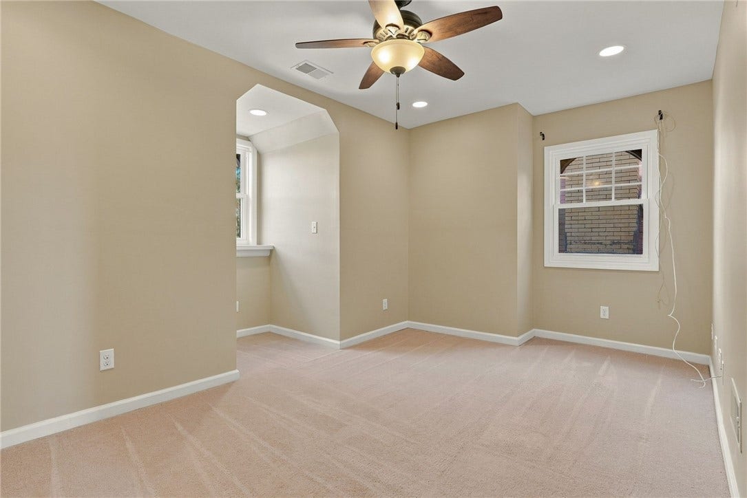 5700 Elgin St, Pittsburgh, PA 15206