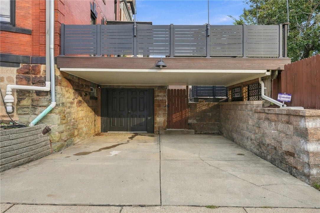5700 Elgin St, Pittsburgh, PA 15206