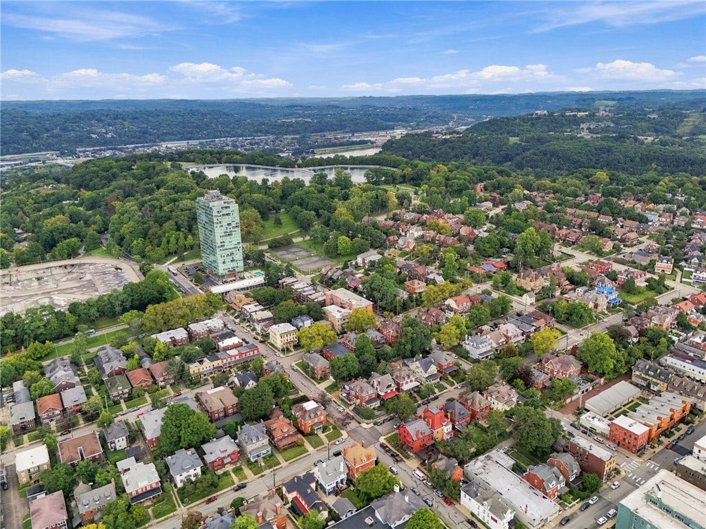 5700 Elgin St, Pittsburgh, PA 15206