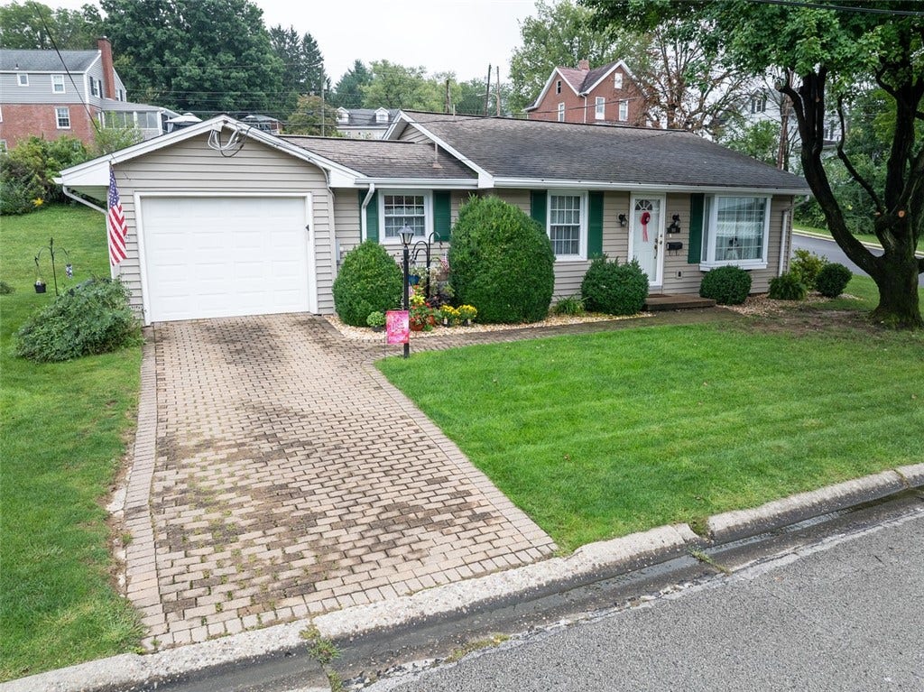 501 Kenmore Avenue, Greensburg, PA 15601