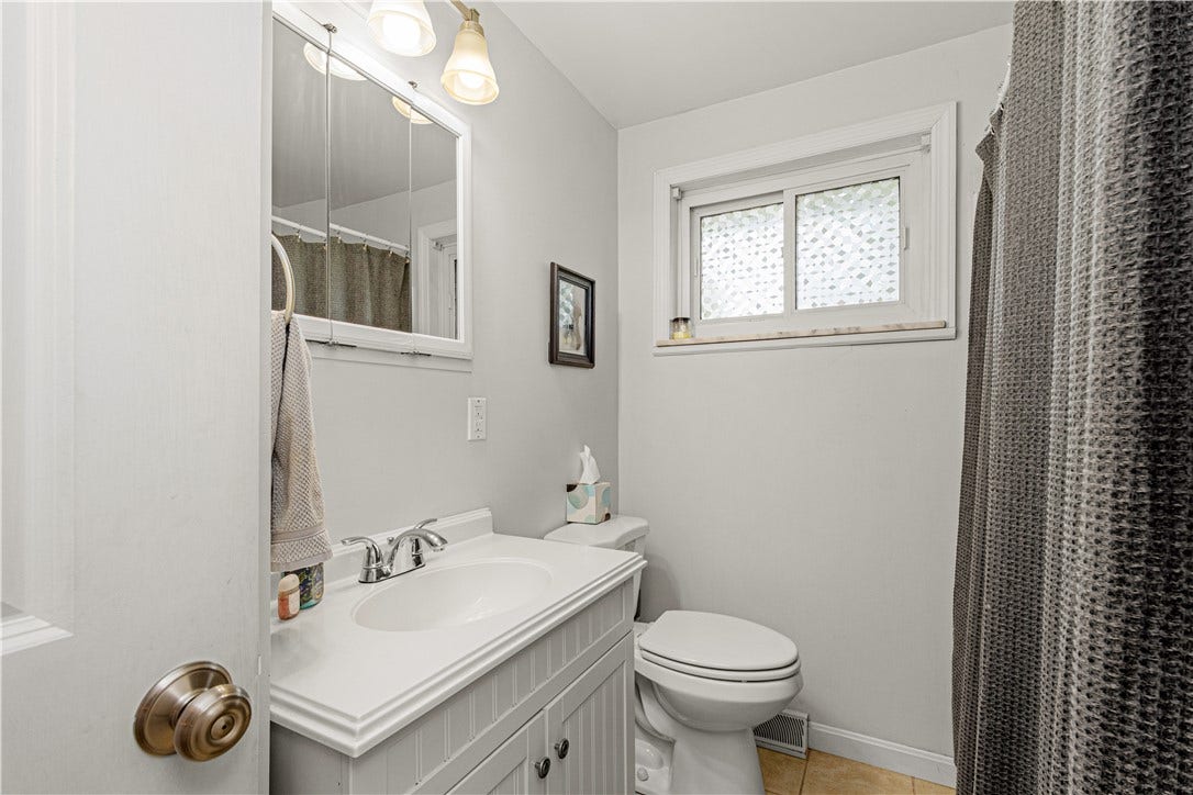 640 Shirls Ave, Washington, PA 15301
