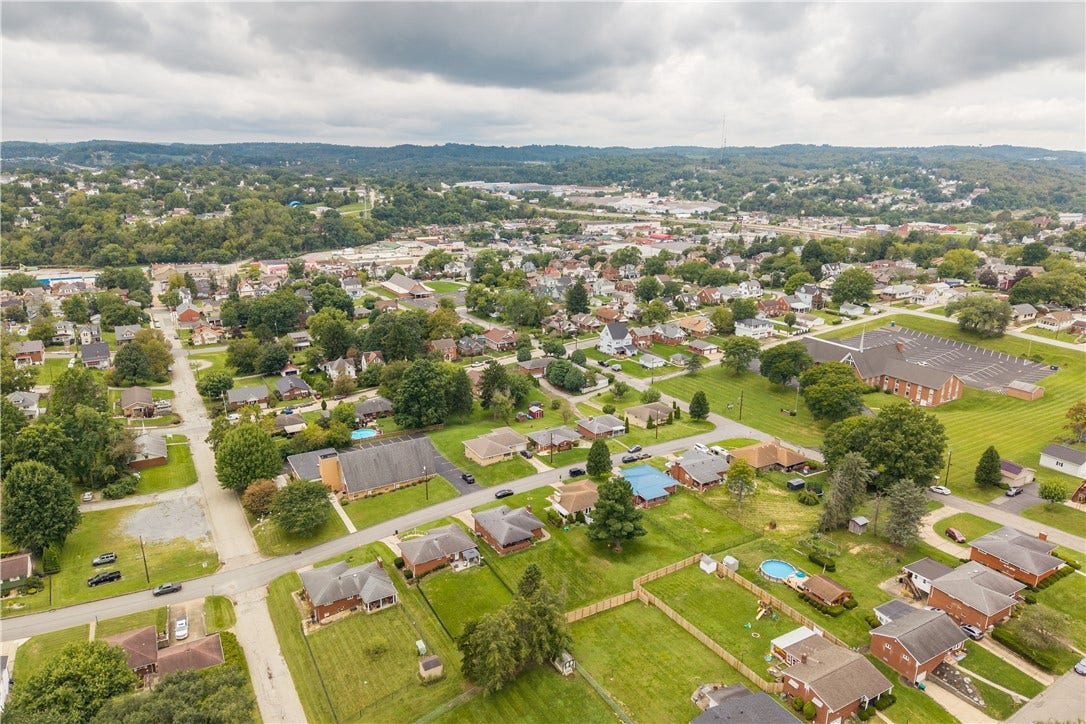 640 Shirls Ave, Washington, PA 15301