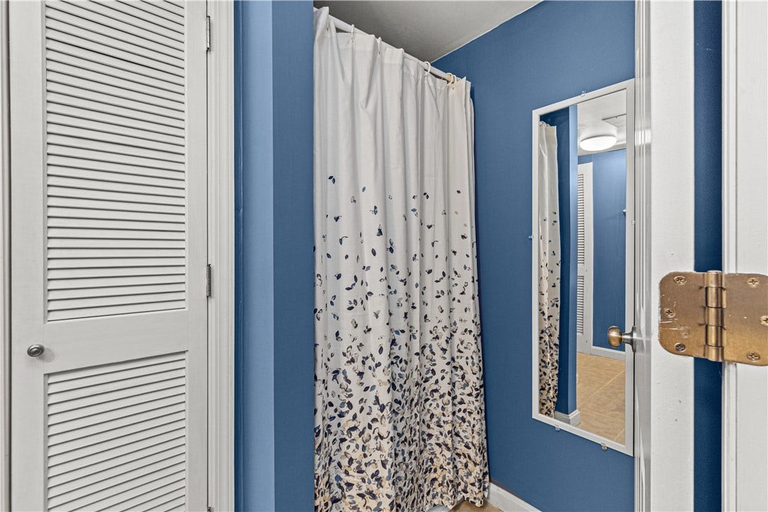 640 Shirls Ave, Washington, PA 15301