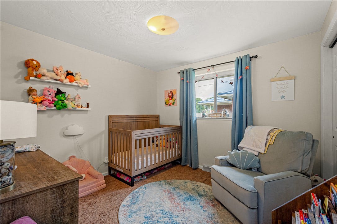 640 Shirls Ave, Washington, PA 15301