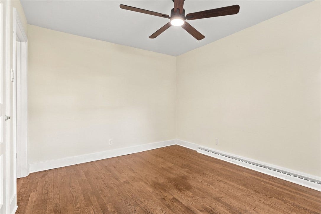706 Hissam St, Jeannette, PA 15644