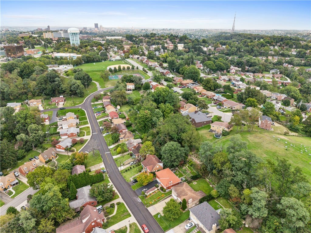 127 Sheldon Ave, Pittsburgh, PA 15220 Minutes from downtown Pittsburgh, the skyline is in the distance.