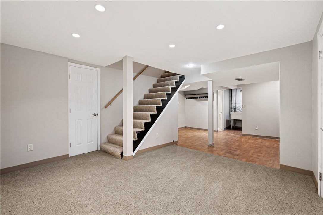 127 Sheldon Ave, Pittsburgh, PA 15220 New carpet, fresh paint and recessed lighting in the lower level game room.