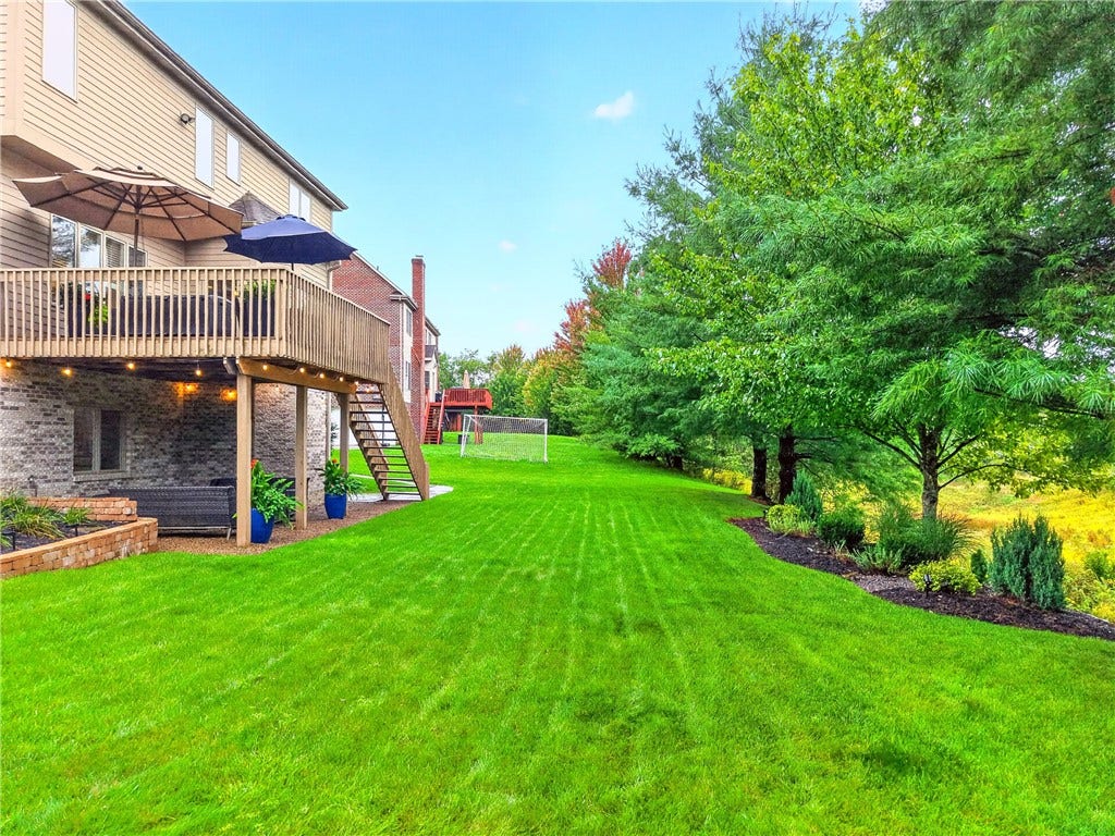 238 Greenwood Dr., Wexford, PA 15090