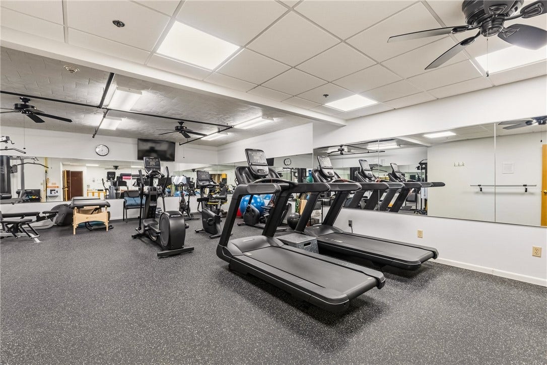 5000 Fifth Avenue, #205, Pittsburgh, PA 15232