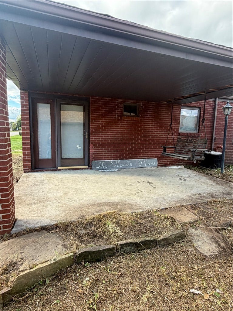1830 Lincoln Ave, Latrobe, PA 15650