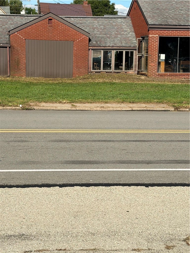 1830 Lincoln Ave, Latrobe, PA 15650