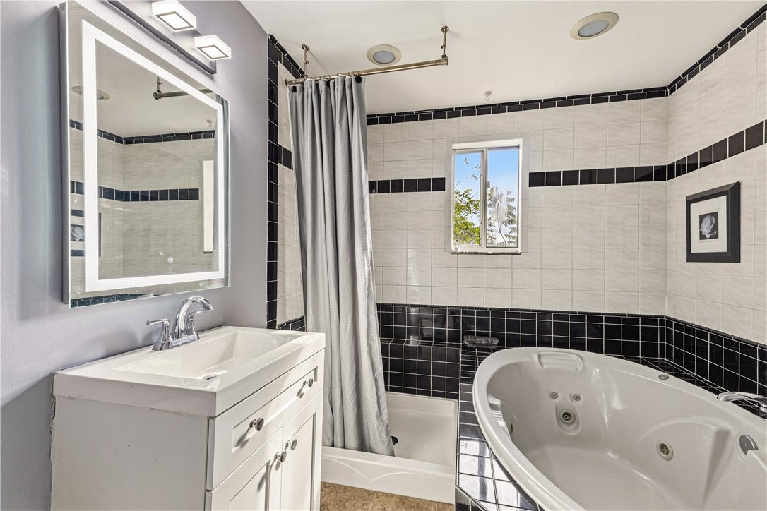 2368 Buena Vista St, Pittsburgh, PA 15218 2368 Buena Vista St, Pittsburgh, PA 15218