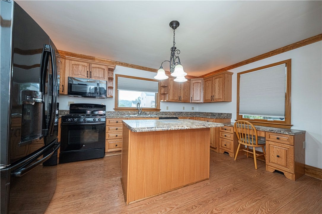 432 Market St, Belle Vernon, PA 15012