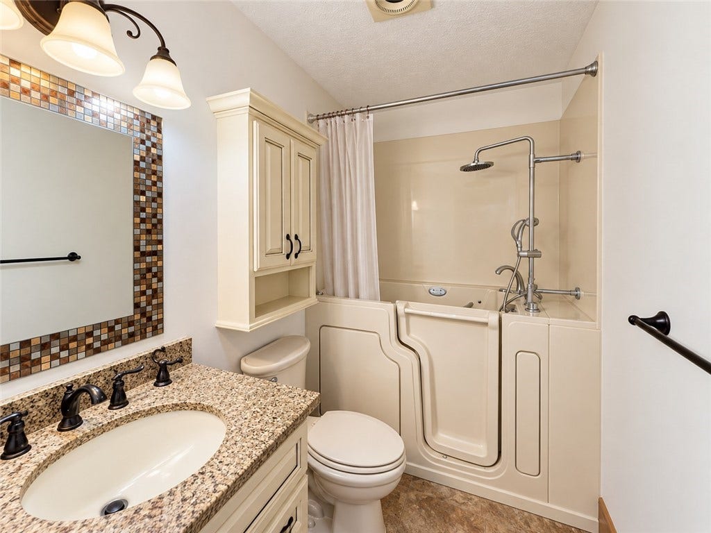 432 Market St, Belle Vernon, PA 15012