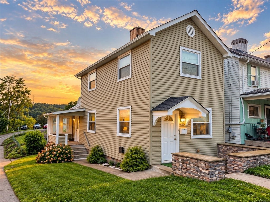 432 Market St, Belle Vernon, PA 15012