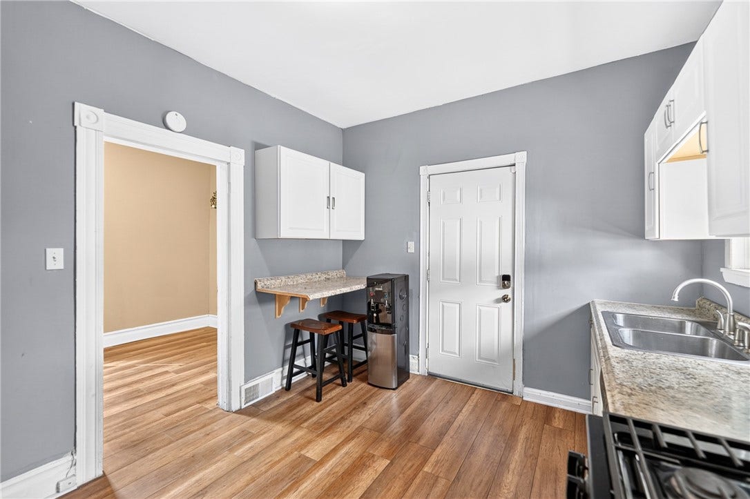 407 Stanton St, Greensburg, PA 15601