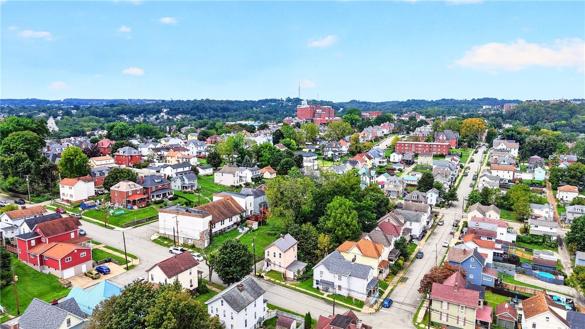 407 Stanton St, Greensburg, PA 15601
