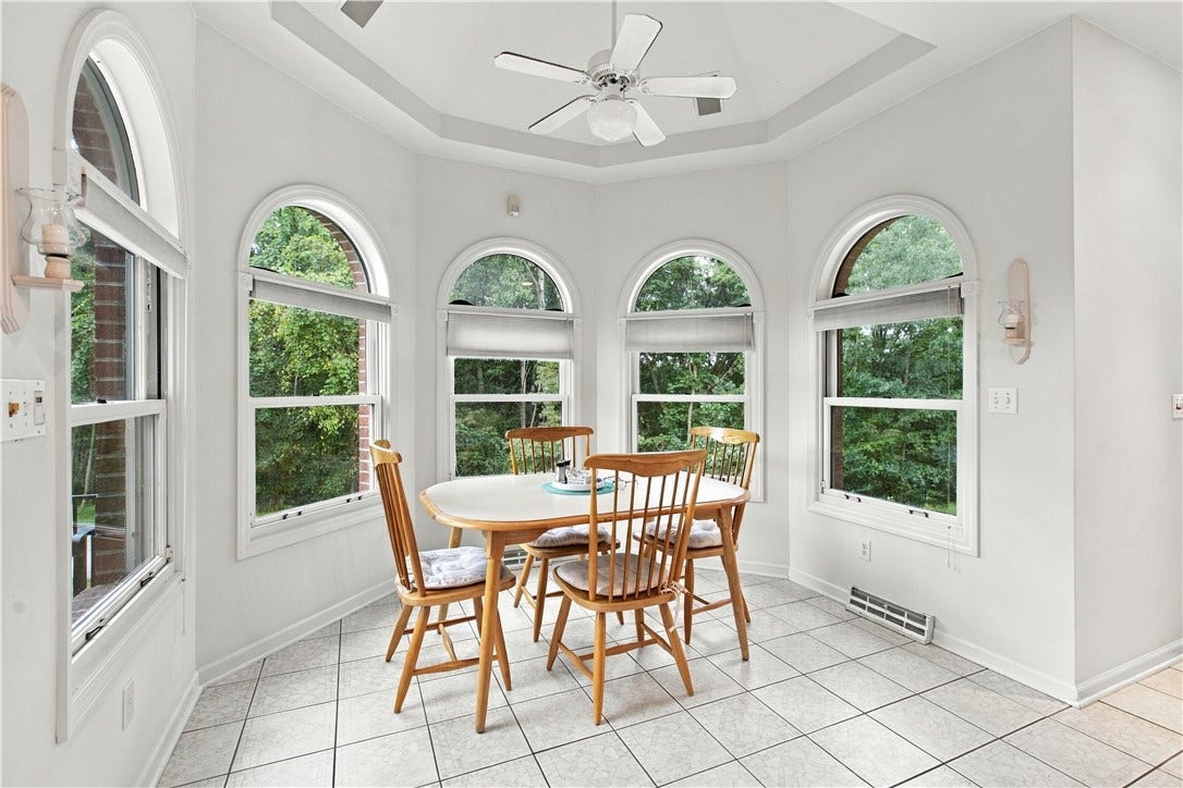breakfast nook