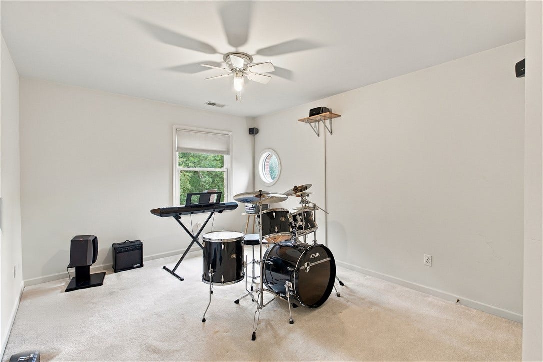bedroom3