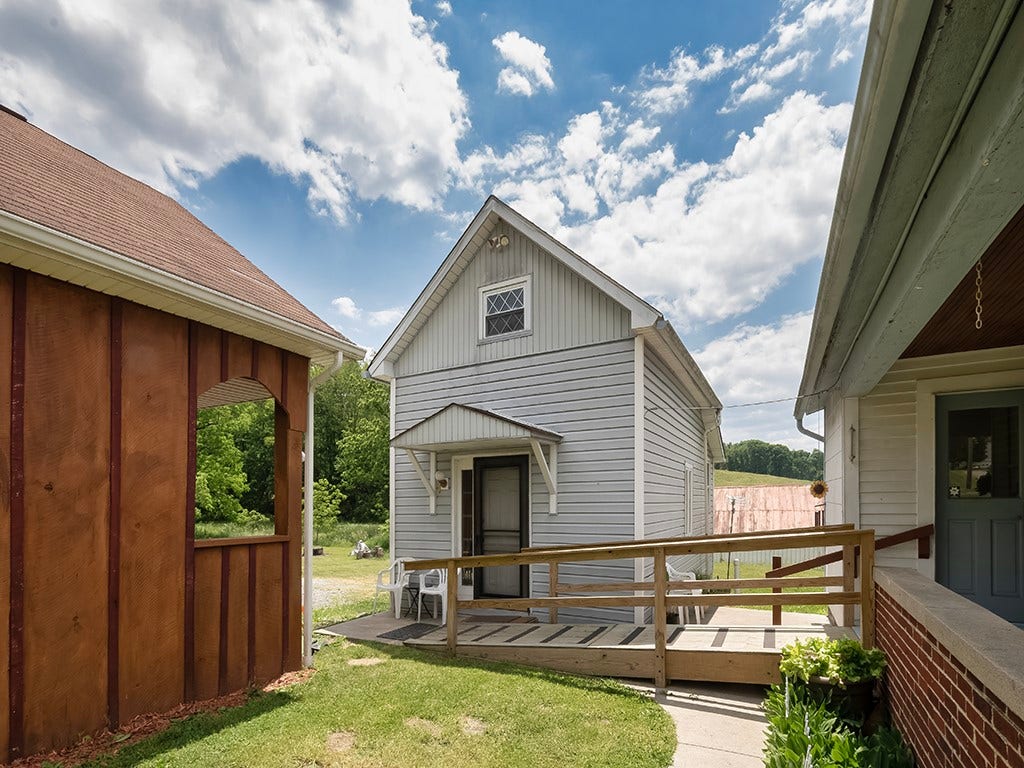 386 Fanker, Harmony, PA 16037