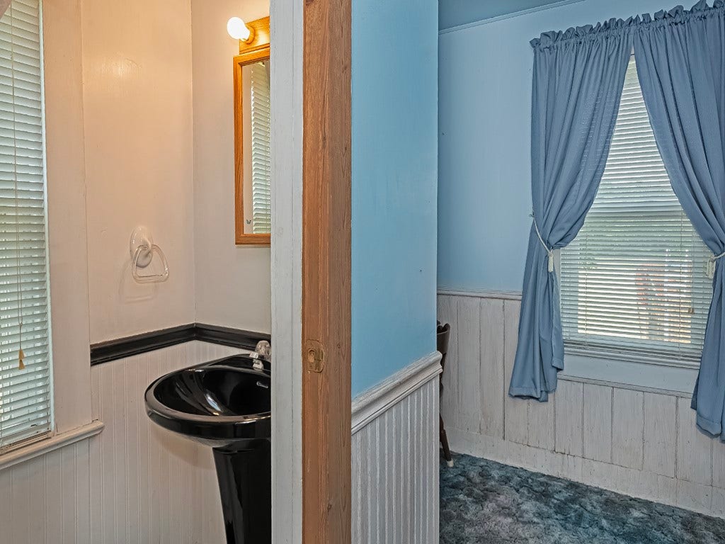 386 Fanker, Harmony, PA 16037