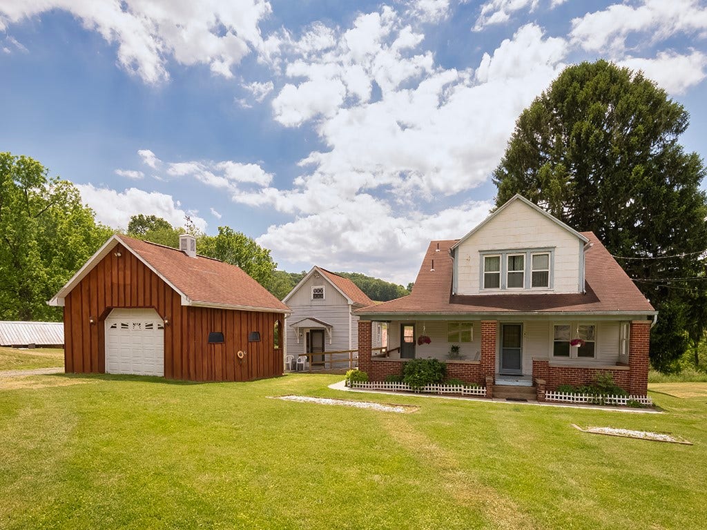 386 Fanker, Harmony, PA 16037