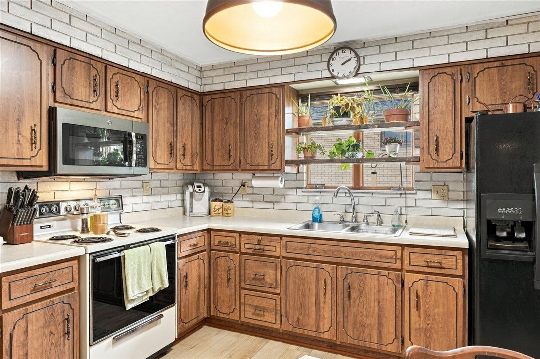 656 N Geary, Mount Pleasant, PA 15666