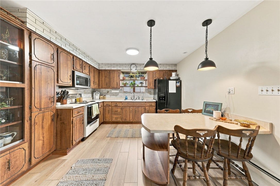 656 N Geary, Mount Pleasant, PA 15666