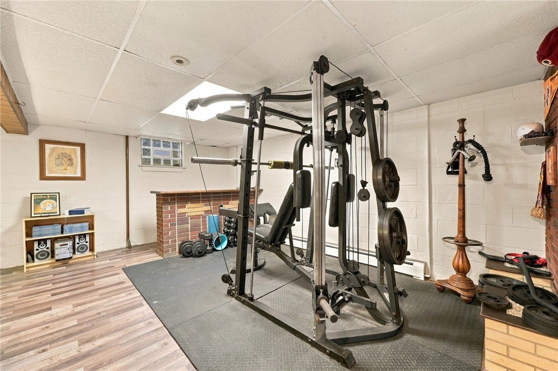656 N Geary, Mount Pleasant, PA 15666