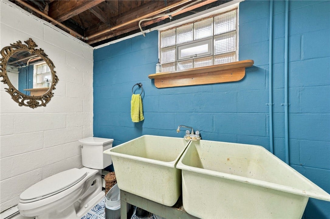 656 N Geary, Mount Pleasant, PA 15666