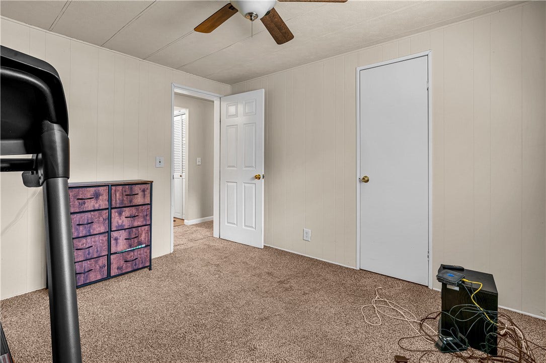 7791 National Pike, Uniontown, PA 15401