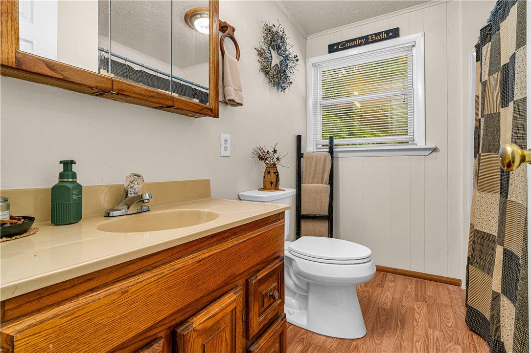7791 National Pike, Uniontown, PA 15401