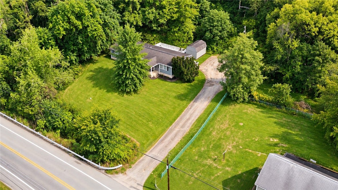 7791 National Pike, Uniontown, PA 15401