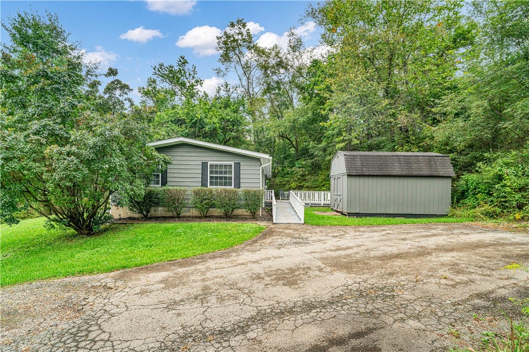 7791 National Pike, Uniontown, PA 15401