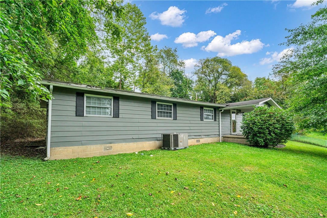7791 National Pike, Uniontown, PA 15401