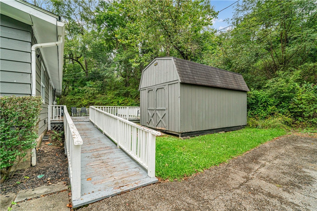7791 National Pike, Uniontown, PA 15401