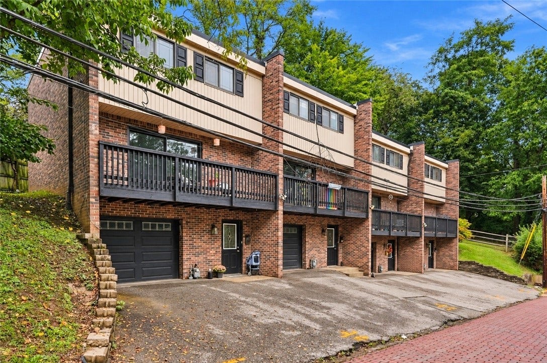 129-135 W 8th Street, Pittsburgh, PA 15215