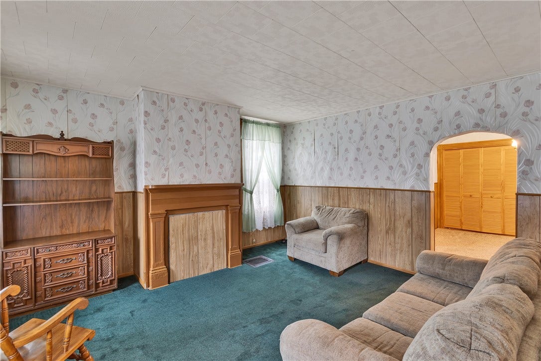 524 8th St, Irwin, PA 15642 524 8th St, Irwin, PA 15642