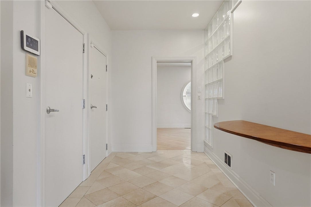 Interior Entrance Foyer