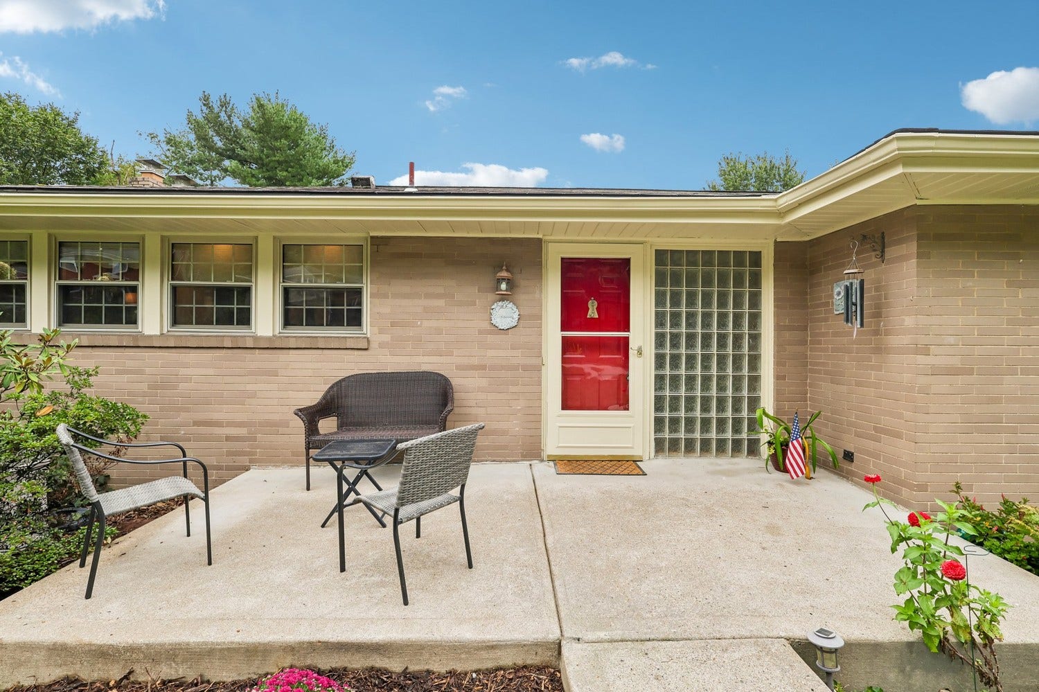1616 Branning Road, Pittsburgh, PA 15235 1616 Branning Road, Pittsburgh, PA 15235