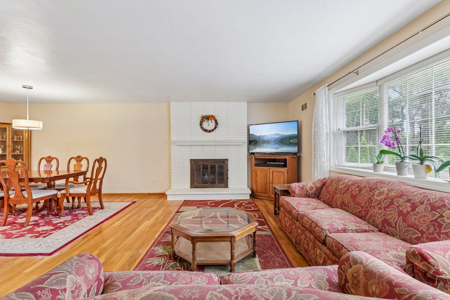 1616 Branning Road, Pittsburgh, PA 15235 1616 Branning Road, Pittsburgh, PA 15235