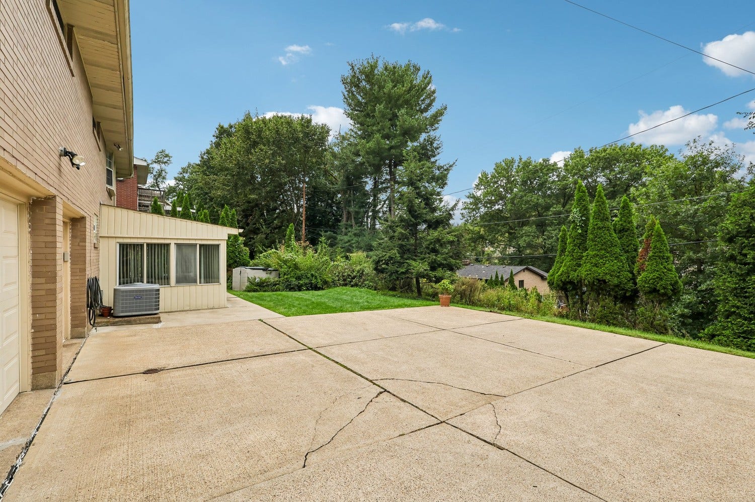 1616 Branning Road, Pittsburgh, PA 15235 1616 Branning Road, Pittsburgh, PA 15235