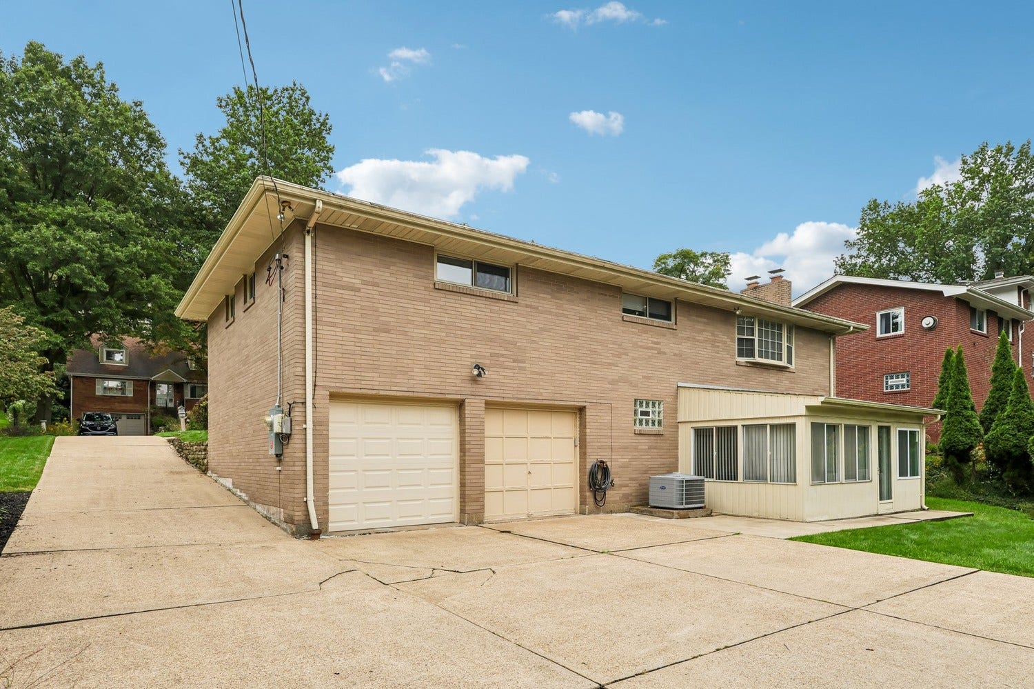 1616 Branning Road, Pittsburgh, PA 15235 1616 Branning Road, Pittsburgh, PA 15235