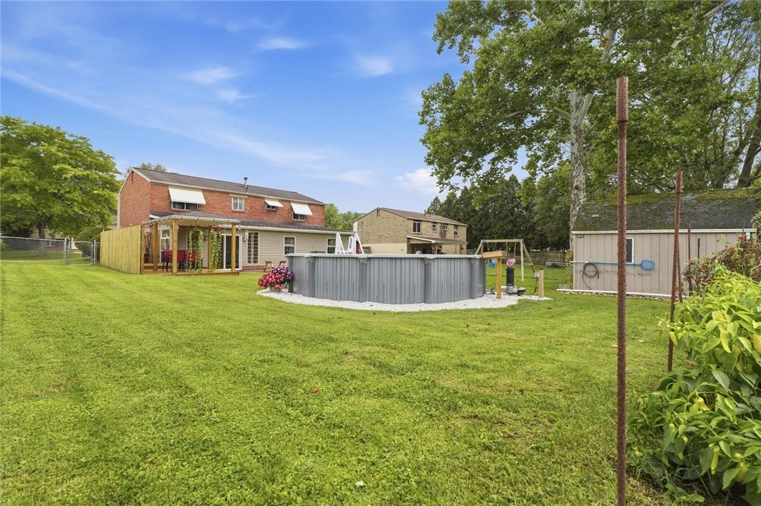 163 Van Dr, Connellsville, PA 15425
