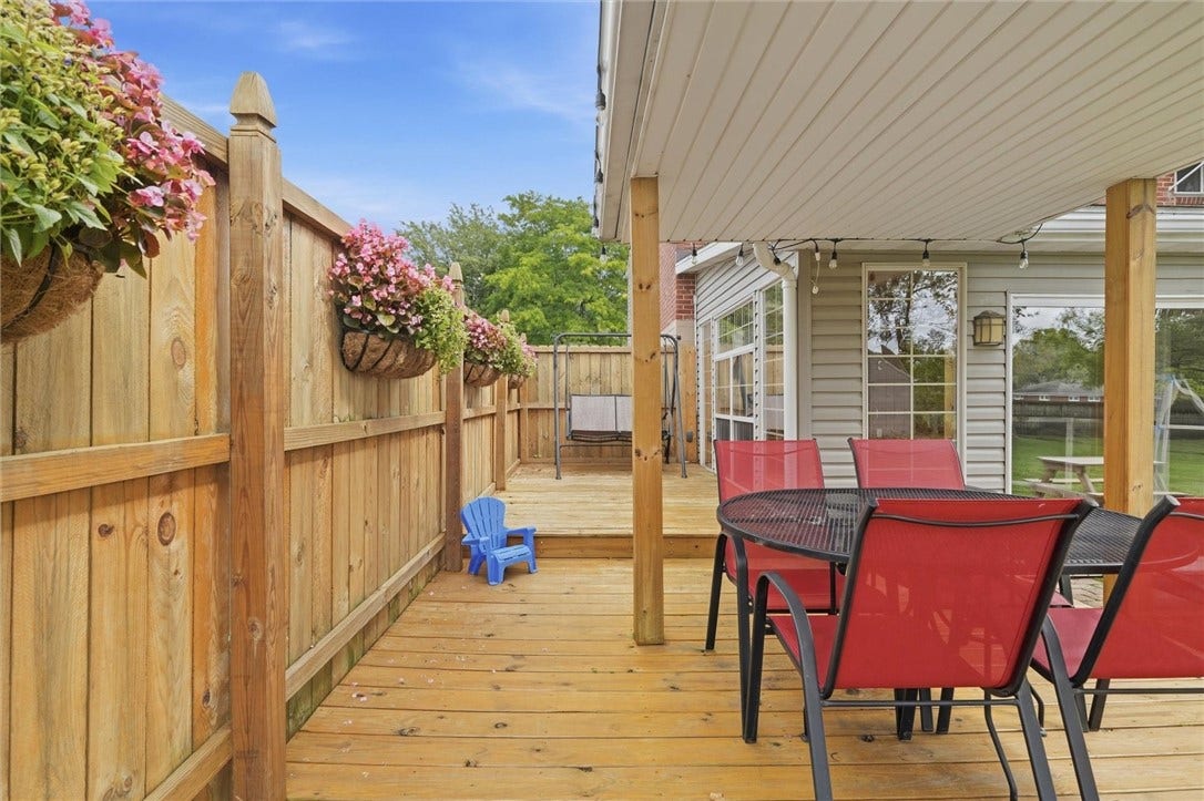 163 Van Dr, Connellsville, PA 15425