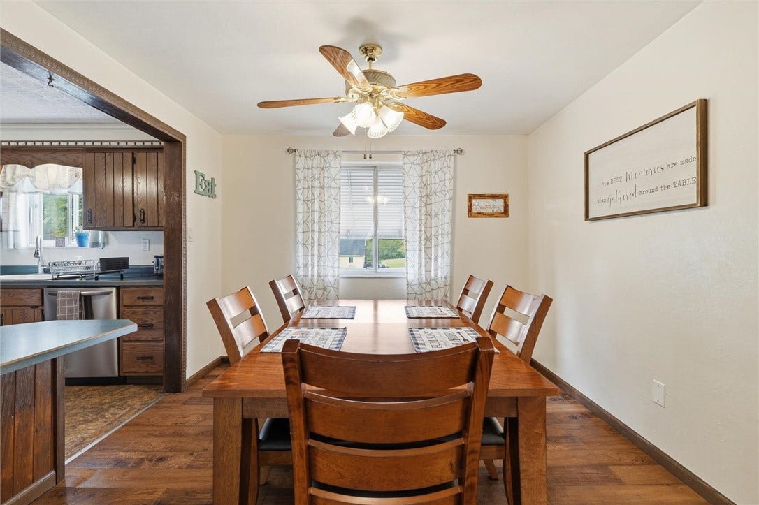 163 Van Dr, Connellsville, PA 15425