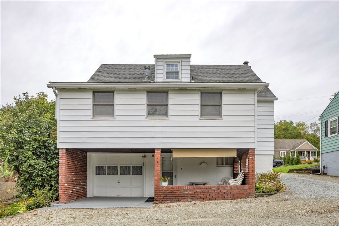 1824 Highland Ave, Irwin, PA 15642