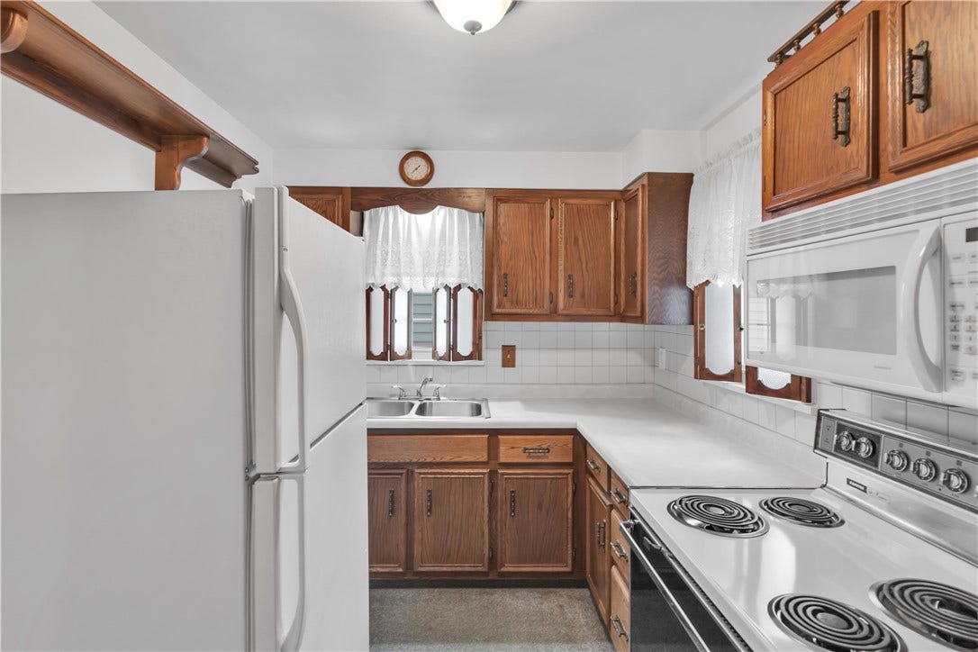 1824 Highland Ave, Irwin, PA 15642